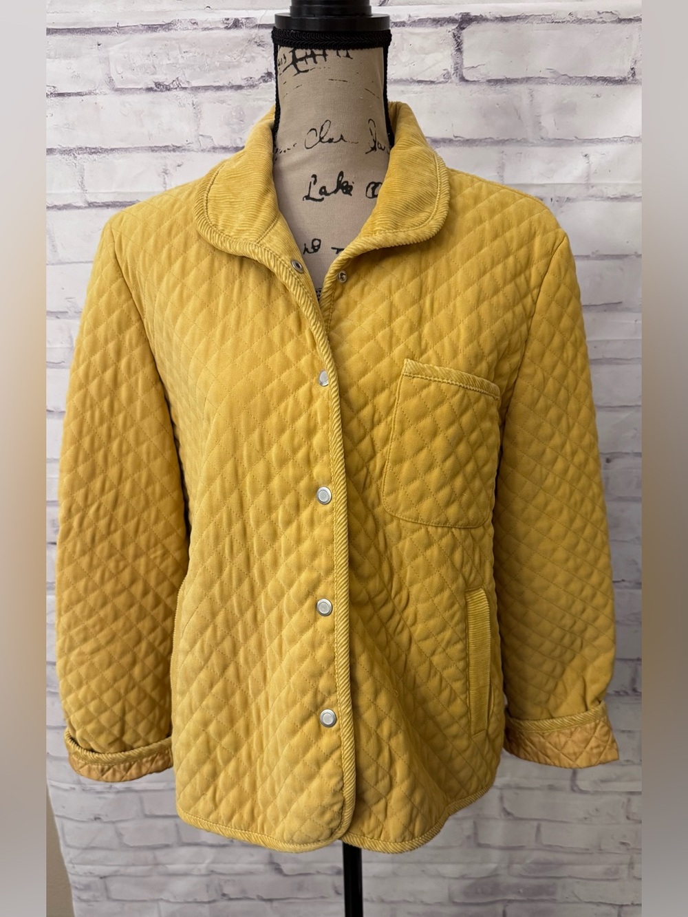 Talbots Petites Med Stretch Yellow Quilted Jacket Coat Snap Preppy Flaw